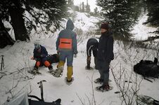 Изготовление и мелкий ремонт снегоступов в походных условиях ;)