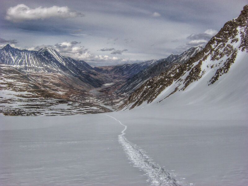 Файл:Southchuyarange-glacier-trail-2015.jpg