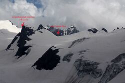Фото 55. Вид из северо-западной камеры лед.Вокруг Света на юго-восточную и юго-западную.