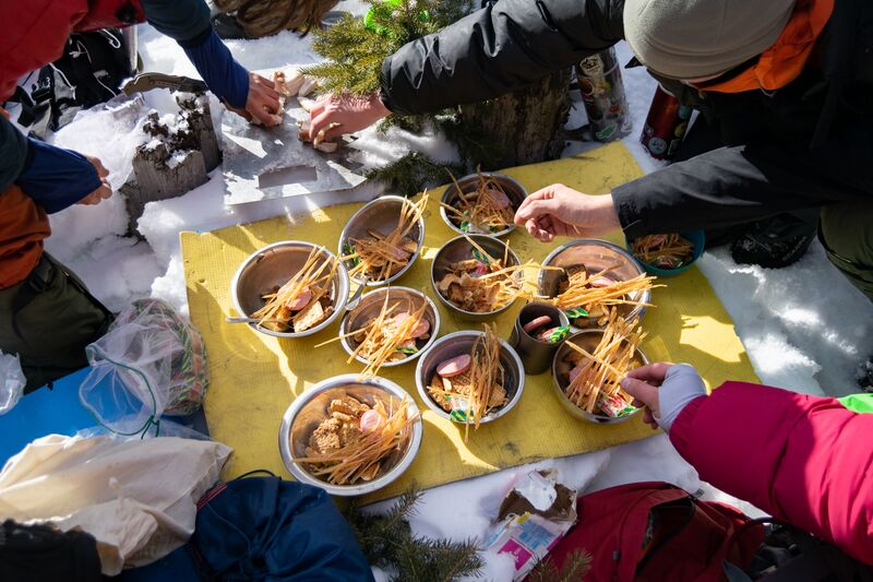 Файл:Еды много не бывает.jpg