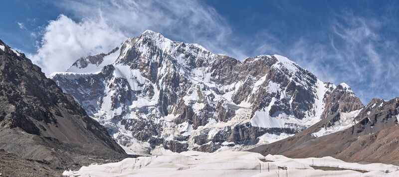 Файл:Kosmos-peak-2022.jpg