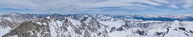 Файл:Chuyskiy peak 2024 East view.jpg