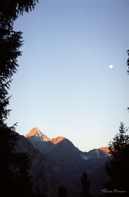 12-04.jpg -  