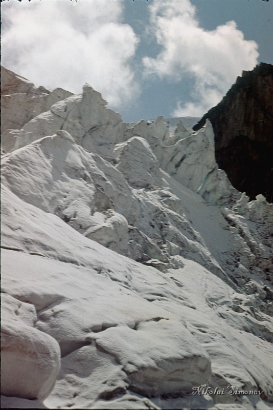 030.jpg -    