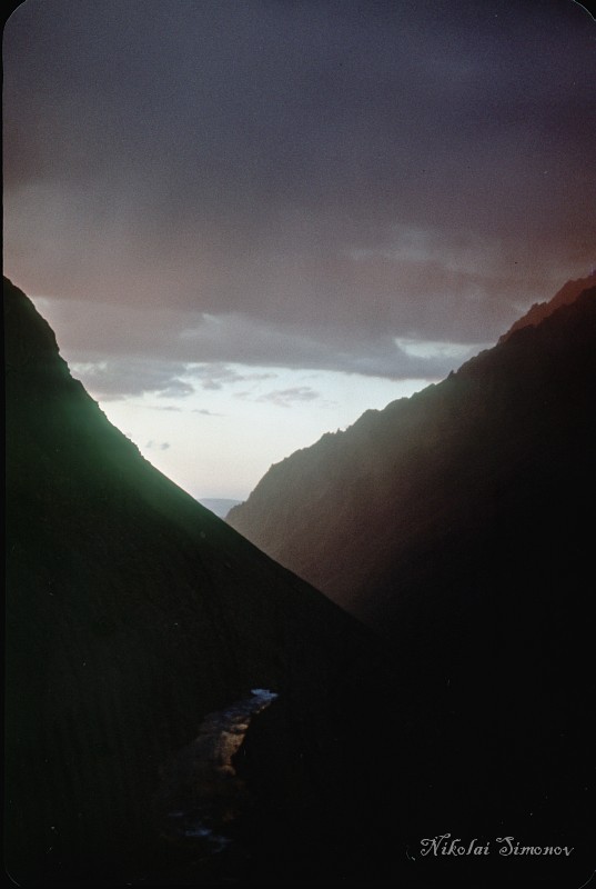 040.jpg -      