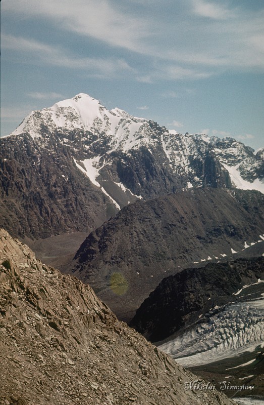 079.jpg -  3873,    