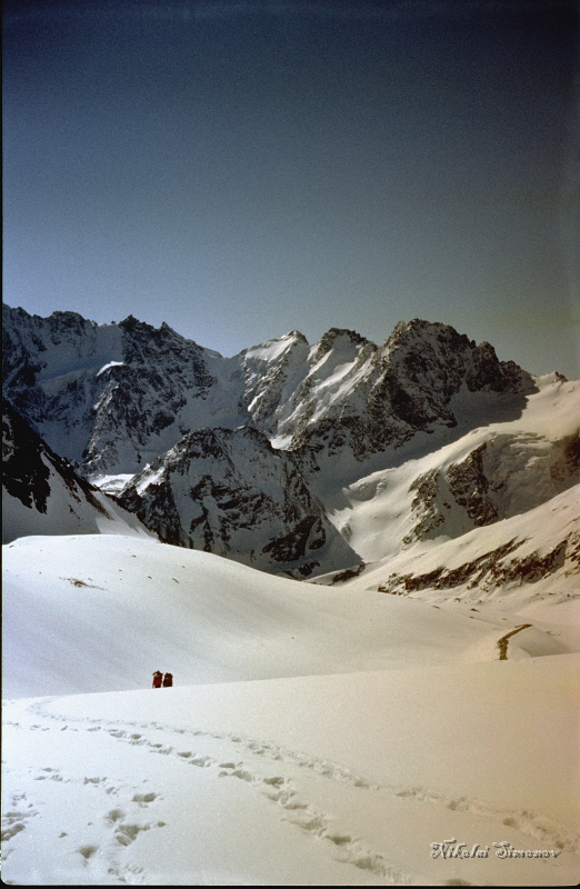Kirgiz91sl-3-01r.jpg -    --,  